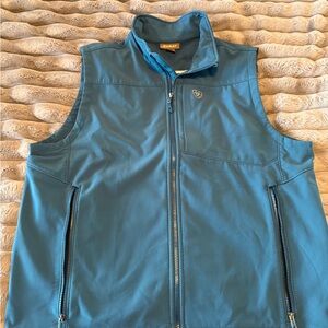 Ariat Men's Teal Softshell Vest